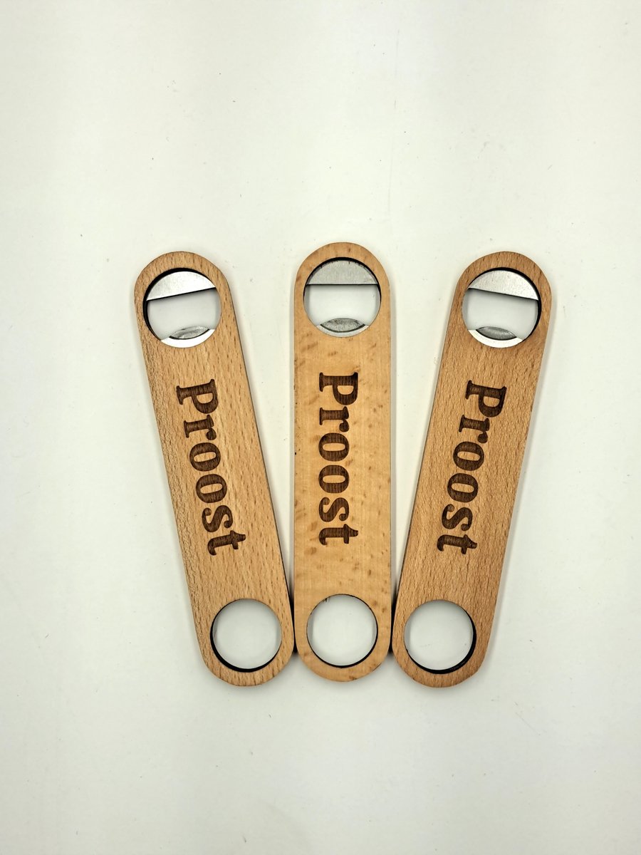 Beckers Products - 3 stuks Flessenopeners met tekst Proost - roestvrijstaal - ophangbaar