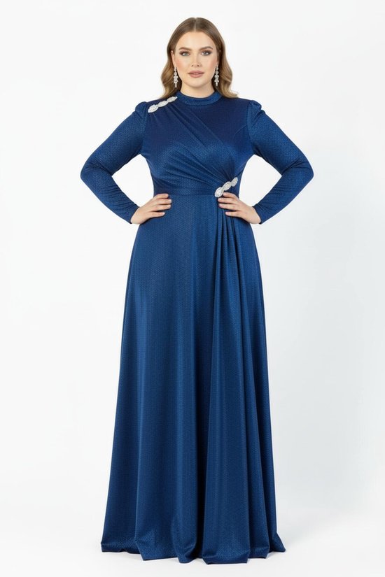 Avondjurk In Royalblauw Voor Grote Maten Met Taille - En Schouderdetails
