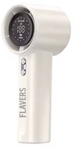 Witte Flavers handventilator met een digitaal display en de tekst 'FLAVERS' op de steel.