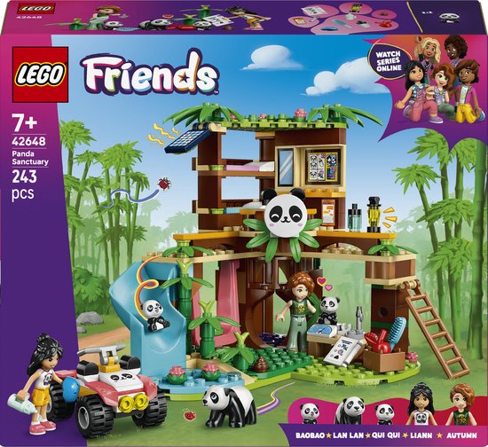 LEGO Friends Pandaopvang set met boomhut, glijbaan, quad, twee meisjes en panda's.