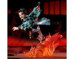 SEGA Demon Slayer: Kimetsu no Yaiba Xross Link Anime PVC Statue Tanjiro Kamado 15 cm Beeld