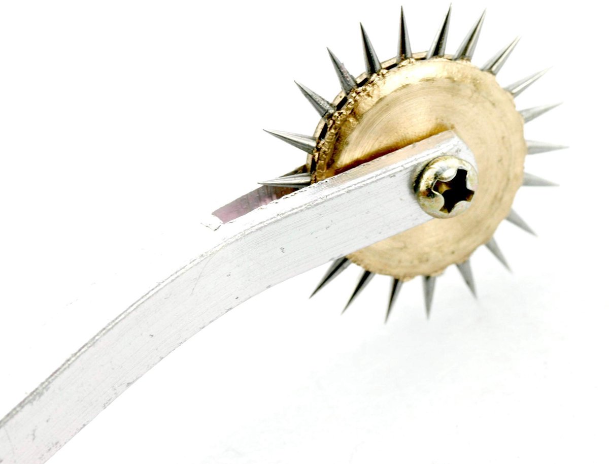 Dailygoods- Perforator 18 cm - Overstitch Wheel - Houten Handvat - Geschikt voor Leer/Papier/Doek - Scherpe Tanden - Comfortabel Gebruik - Stikwiel