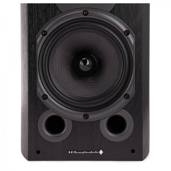 Zwarte Wharfedale luidspreker met carbon fiber driver en twee basspoorten.