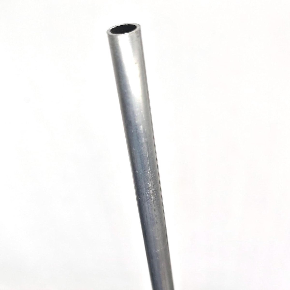 Aluminium Ronde Buis - Steigerbuis Metaal - Doe-het-zelf Projecten - Lichtgewicht Robuust - 500 mm x 10 mm - Aluminiumkleur