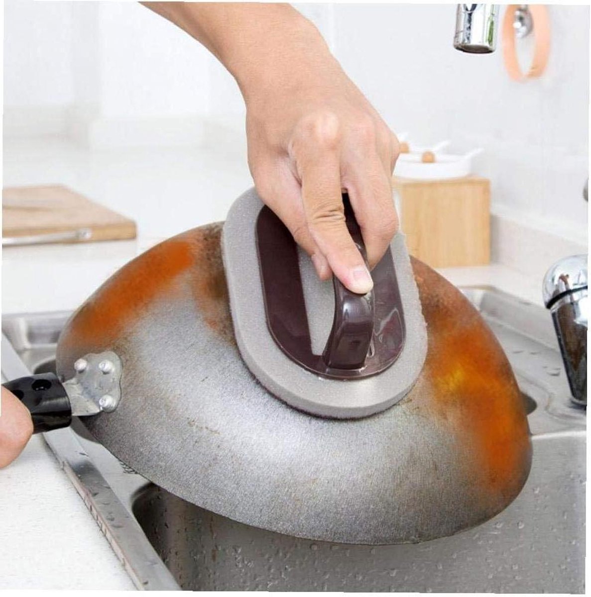 Bad Borstel - Spons met Handvat - Krachtig Schoonmaken - Sterke Ontsmetting - 17x11cm - Wit