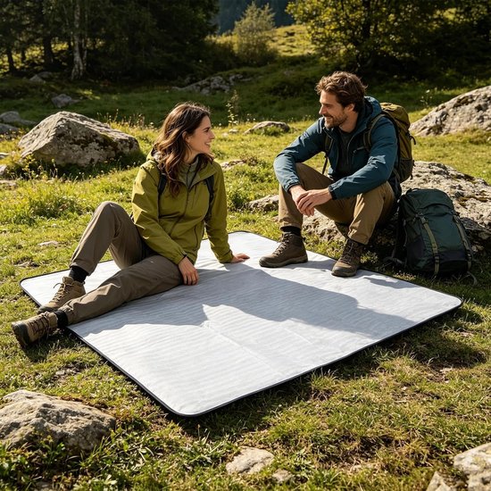 Schuim en aluminiummat - Isolerende deken - Buitenactiviteiten comfort - Waterdicht en isolerend - 240 x 240 cm - Grijs — afbeelding 3
