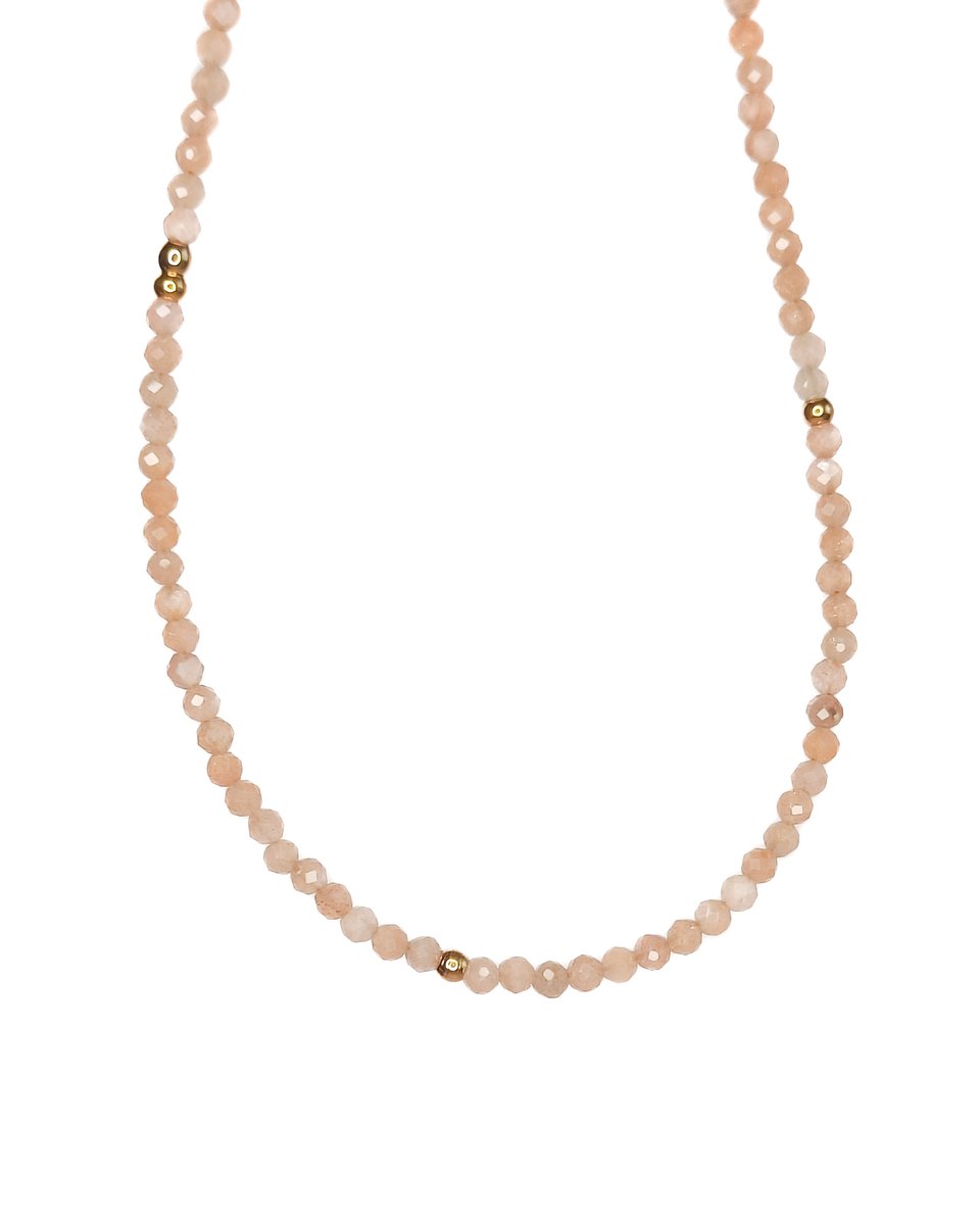 Ava&Imber Sparkling Zonnesteen Ketting Stainless Steel (RVS) | Zachtroze Edelsteen Ketting | Roze Kralenketting voor Vrouwen | Zonnesteen Sieraden | Damessieraden Edelstenen | Zonnesteen Edelstenen | Lichtroze Ketting met Kralen