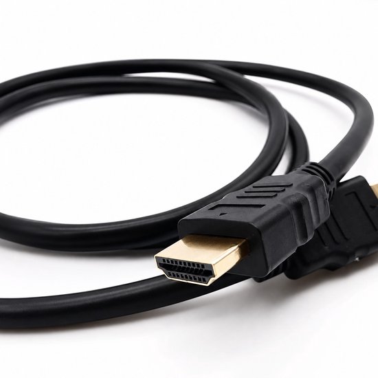 Zwarte HDMI-kabel met gouden connectoren, opgerold.