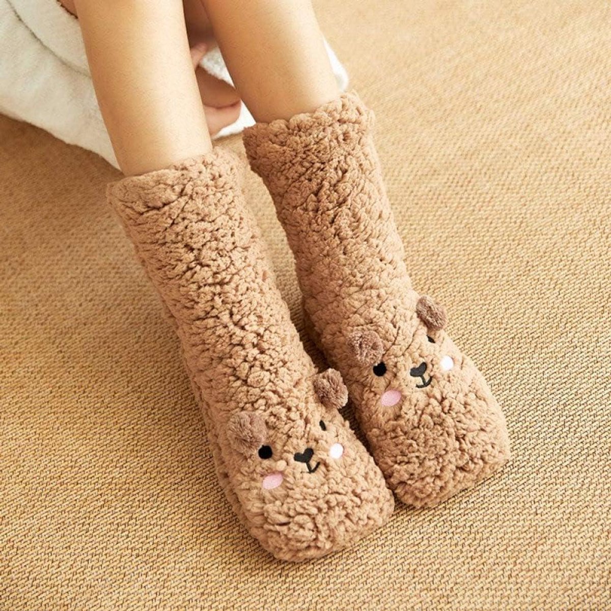 Dames Huissokken - Fuzzy Sokken - Warmte Thuis - Antislip Zolen - One Size - Bruin