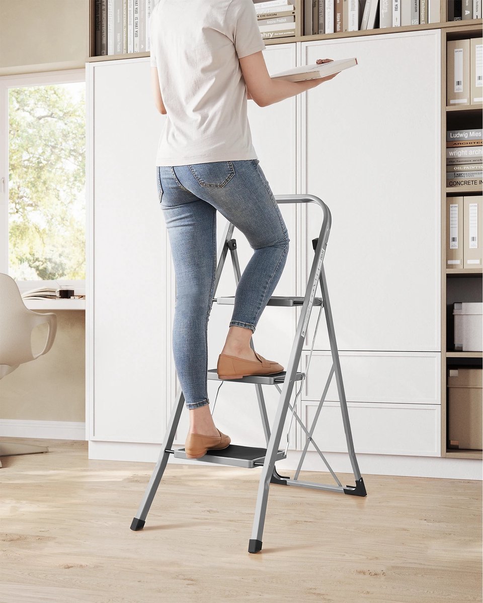 Cherrys Finds - Ladder - Huishoudtrap 3 Treden - Huishoudtrap - Opstapje - Keukentrap - Altrex - Anti-Slip - 20CM Breedt - Grijs