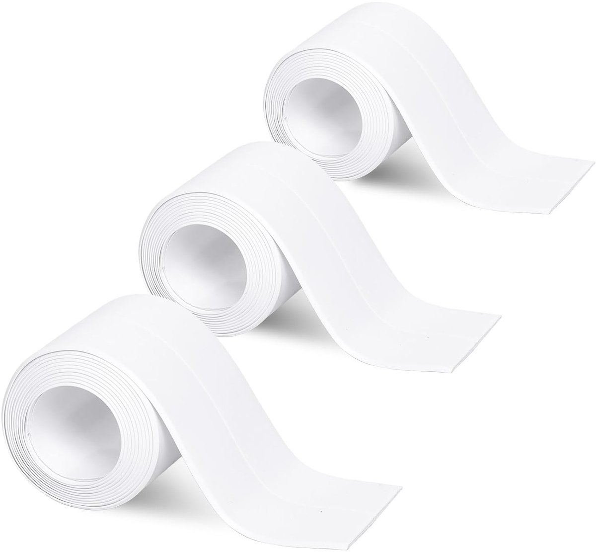 Drie rollen witte zelfklevende kittape zijn eenvoudig aan te brengen. Geschikt voor badkamers, toiletten, keukenbladen en muurbescherming (3,8 cm x 3,2 m).