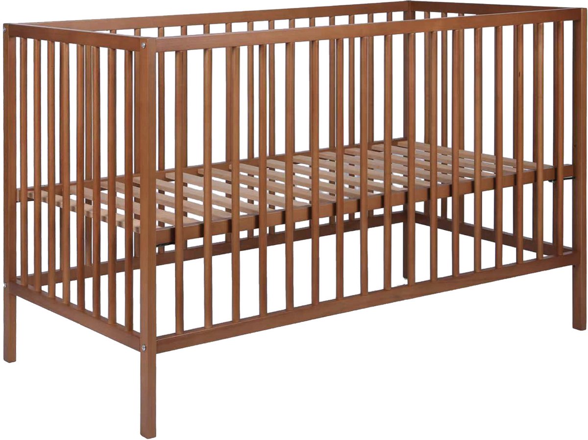 Europe Baby Ledikant - Solid Beech - 60 x 120 cm - Walnoot
