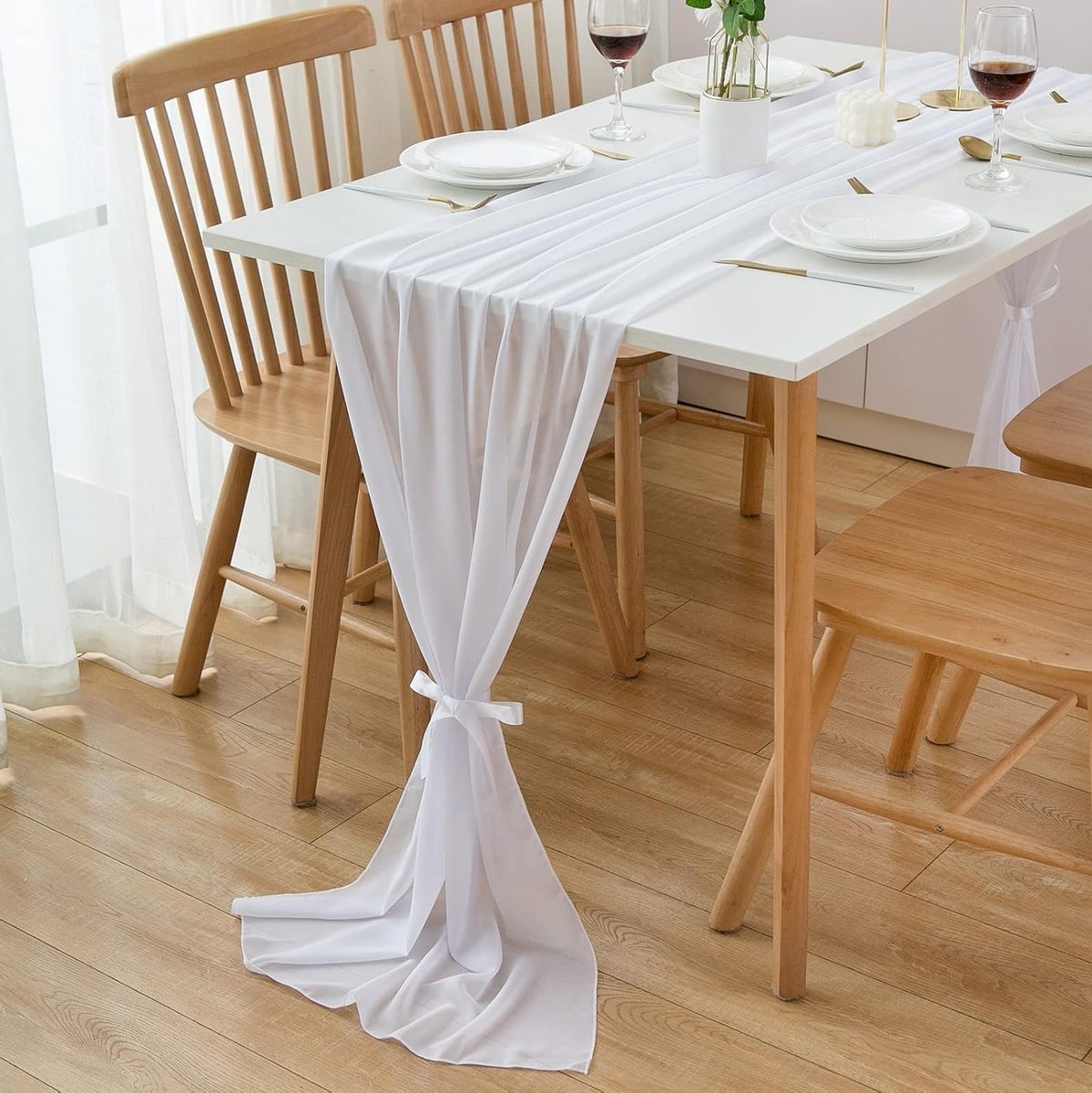 Elegante Chiffon Tafelrunner voor Binnen en Buiten, Ideaal voor Bruiloften, Communies en Feesten, 3 Meter Wit, Wasbaar en Modern