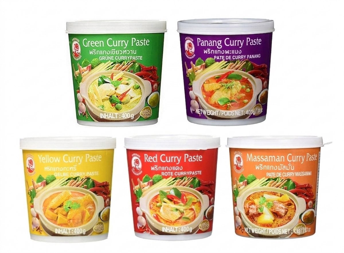 Cock Brand Currypasta Probeerpakket - 5 x 400g - 5 Authentieke Thaise Smaken: Groene, Rode, Gele, Panang & Matsaman Curry - Voordeelverpakking voor de Echte Thaise Keuken Met Kajal Sticker