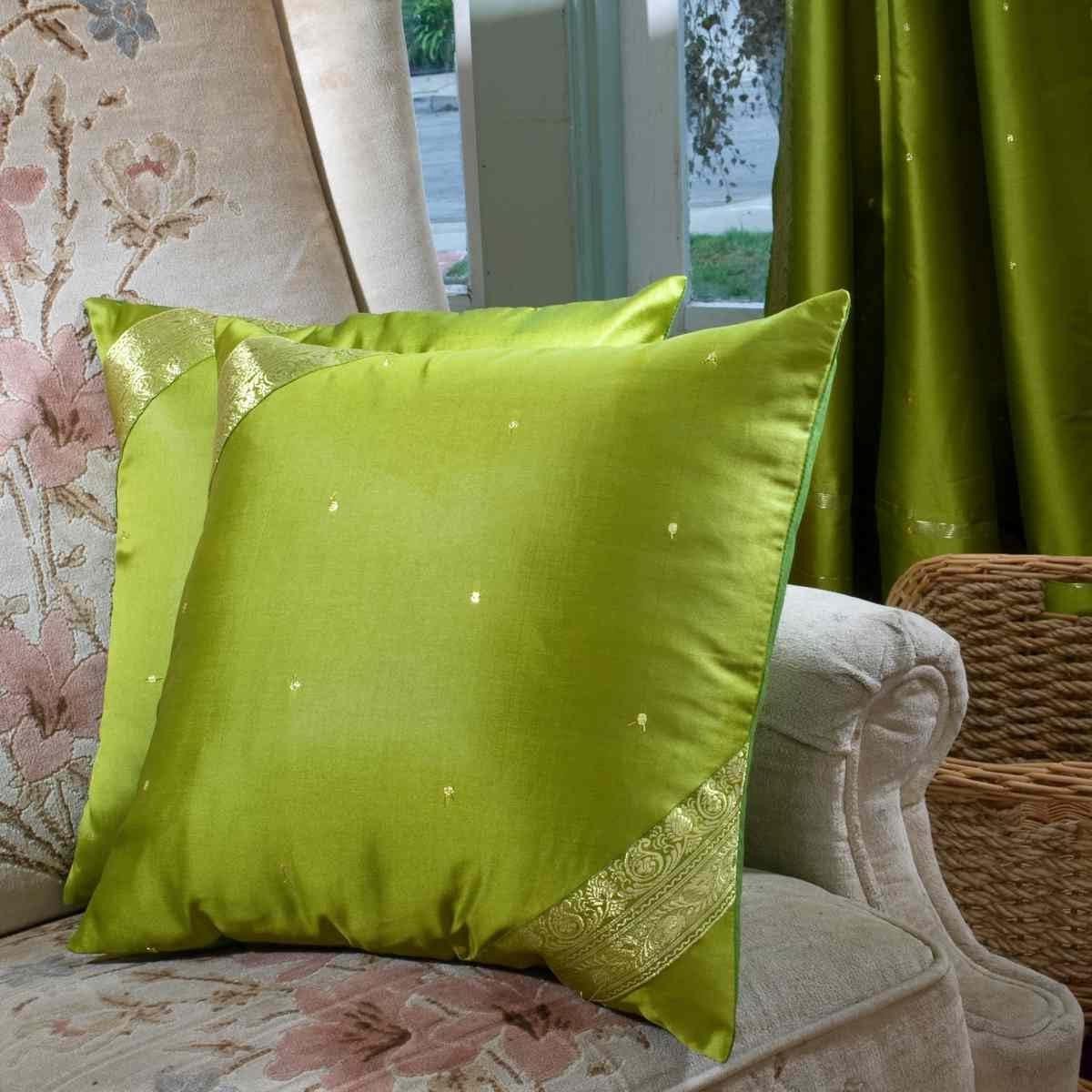 Decoratieve Kussenhoezen - Kussensloop Euro Sham - Woonkamer Aankleden - Handgemaakt Uit India - 22x22 Inch - Olijfgroen