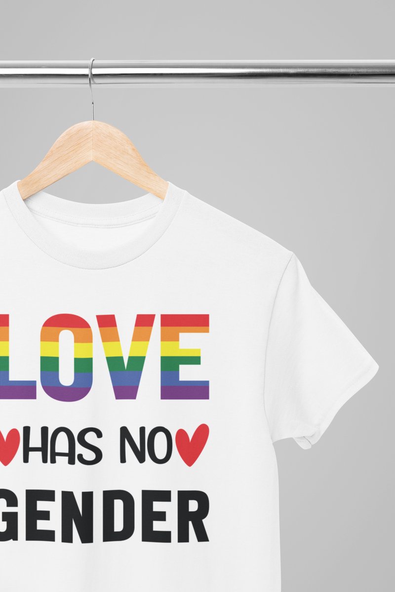 Pride shirt - Love has no gender - Wurban Wear | Gay pride | Pride kleding | Regenboog kleding | Pride | Pride vlag | Regenboog vlag | Regenboog | LGBTQ | LHBTI | Liefde | Transgender | Crossdress | Amsterdam | Rainbow | lgbt shirt | Wit
