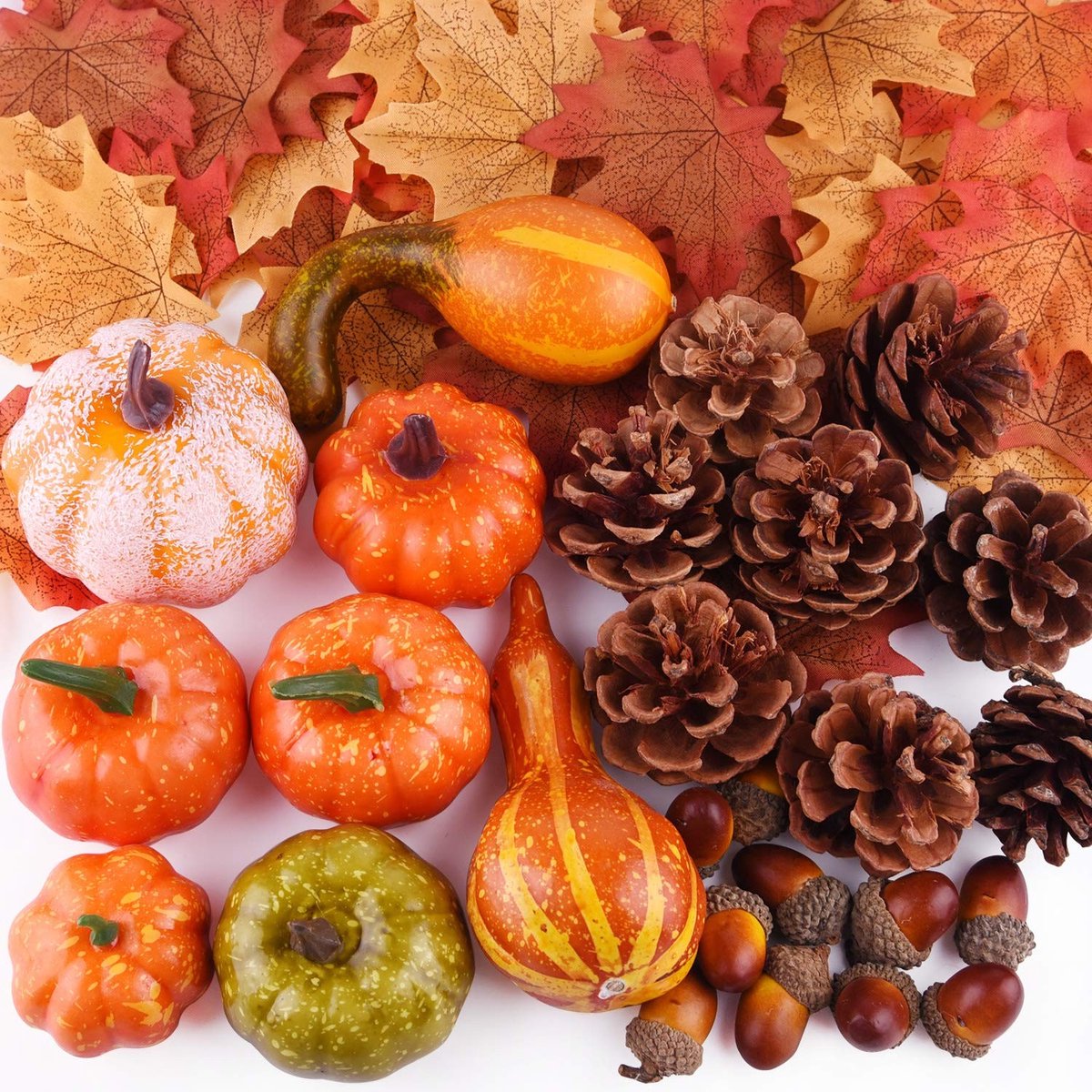 JHUBERS- Herfstversiering Set - 56 Stuks Kunstmatige Pompoenen/Denappels/Esdoornbladeren/Eikels - Feestdecoratie - Duurzaam Schuim - Perfect voor Halloween/Thanksgiving - Decoratieset