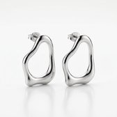 Lundholm Dakota Oorbellen Dames Zilver Kleurig - Geometrische Oorbellen 2,5 cm - Open Statement Oorstekers - Premium Stainless Steel Jewellery - Hypoallergene Sieraden - Sinterklaas Cadeautjes - Bedankt Cadeautje - Cadeau Collega - my Lundholm