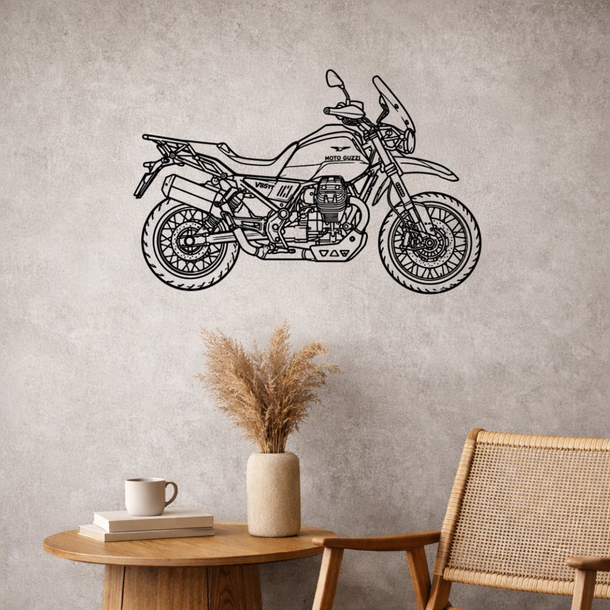 BR2Laser Moto Guzzi V85 TT – Wanddecoratie – Lasergesneden Hout – Motorkunst – 55 cm Breed