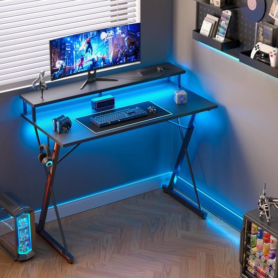 Ergonomisch Gaming Bureau met LED en Stopcontacten - 120x50cm van Merkloos — afbeelding 2
