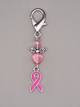 Sleutelhanger Geluksengeltje met roze lintje - Pink Ribbon hangertje - Borstkanker Bewustheid Lint Sleutelhanger - Tashanger - Cancer - Hoop - Geluksengeltje - Hartje - Steun Cadeau - een Engeltje voor jou