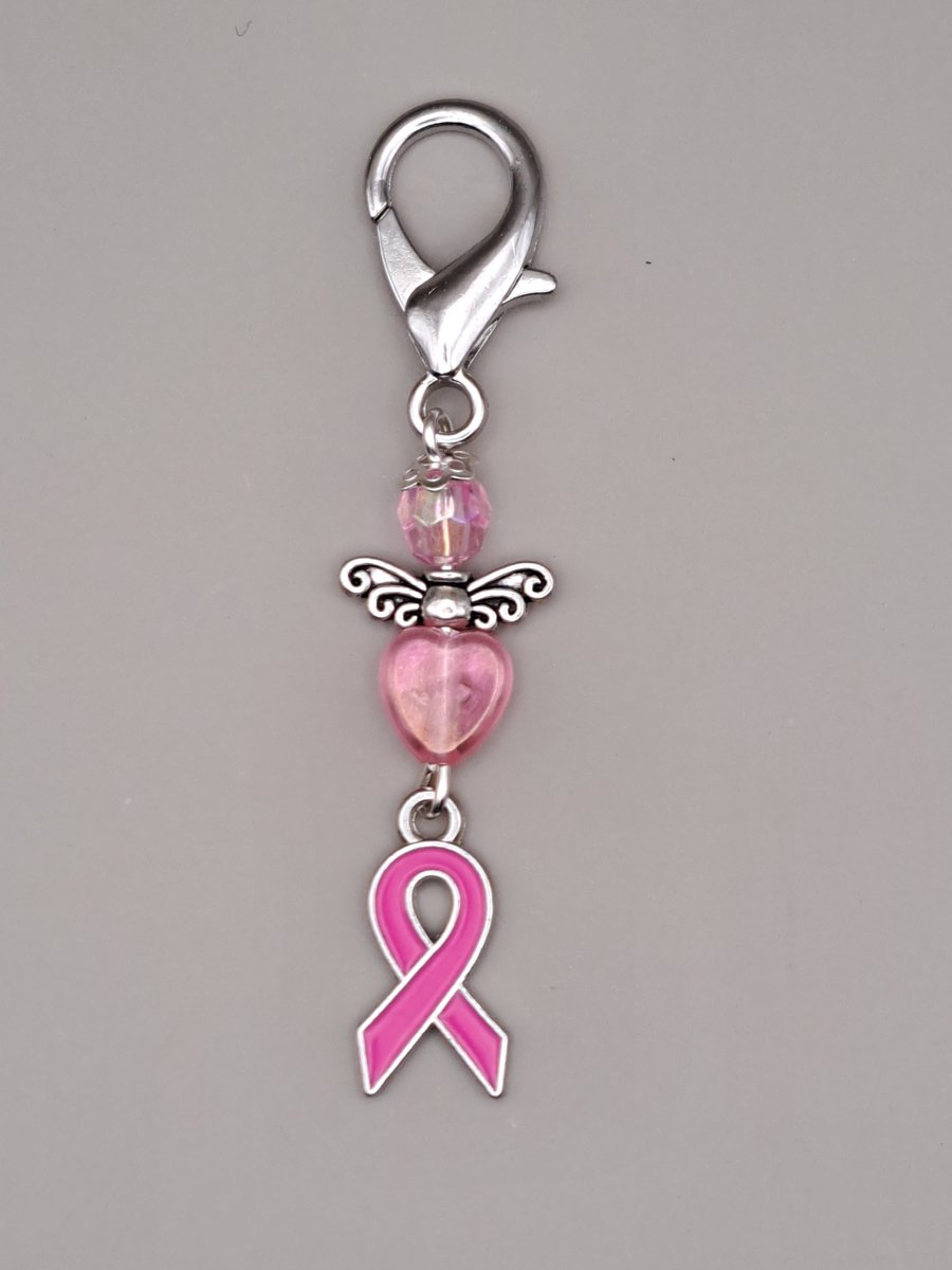 Sleutelhanger Geluksengeltje met roze lintje - Pink Ribbon hangertje - Borstkanker Bewustheid Lint Sleutelhanger - Tashanger - Cancer - Hoop - Geluksengeltje - Hartje - Steun Cadeau - een Engeltje voor jou