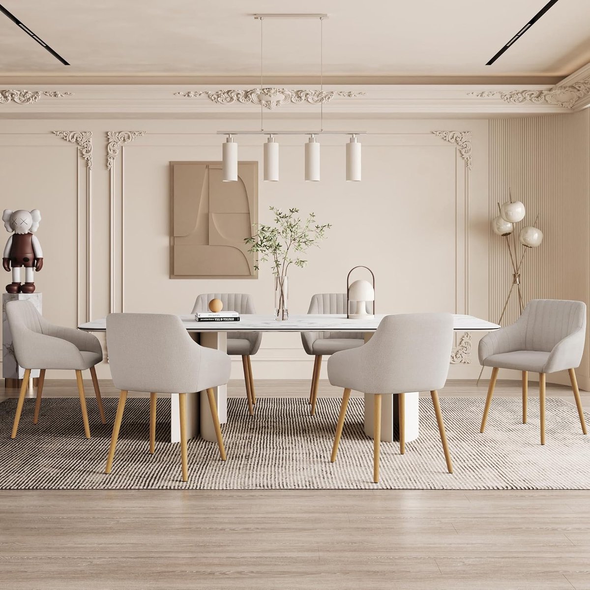 Eetkamerstoel met Armleuningen Set van 4 – 57,5 x 63 x 82 cm – Beige Gestoffeerde Stoelen met Houten Poten en Ergonomische Rugleuning – Luxe Comfort Stoelen voor Eetkamer, Woonkamer en Keuken – Laura