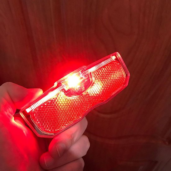 2 Stuks Fiets Achterlicht - LED Fietsverlichting - Batterij Niet Inbegrepen - Veiligheidswaarschuwingslichten - Fietsachterlichten - Fietslamp - Achterlamp - Geschikt Voor Racefietsen, Fietsen, Kinderfietsen En Mountainbikes - Rood — afbeelding 3