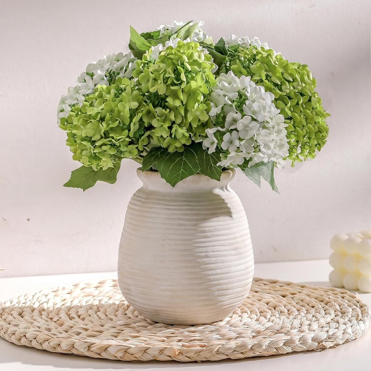 Grote Decoratieve Witte Bloemenvase van Terracotta voor Huisdecoratie, Rustieke Vintage Vazen voor Woonkamer, Keuken en Slaapkamer, 18cm Hoog