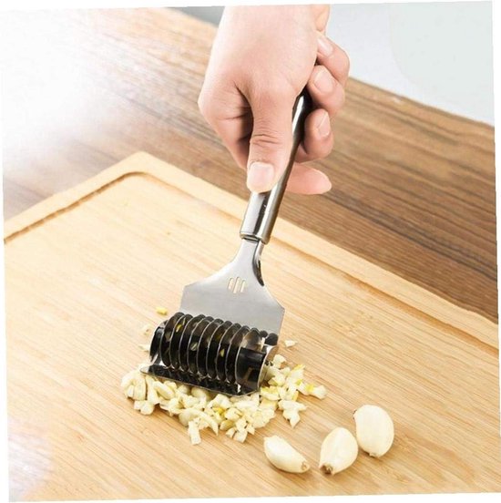 Roestvrijstalen Pastamaker - Handmatige Deegsnijder - Verse Pasta Maken - Corrosiebestendig Materiaal - 21.5 cm Lengte - Zilverkleurig — afbeelding 5