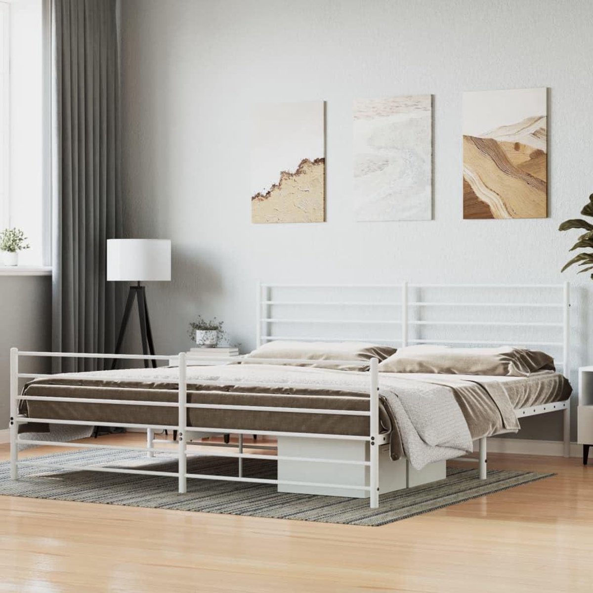 Metalen bedframe - Robuust bedframe - Slaapkamer inrichten - Met hoofdeinde - 180 x 200 cm - Wit