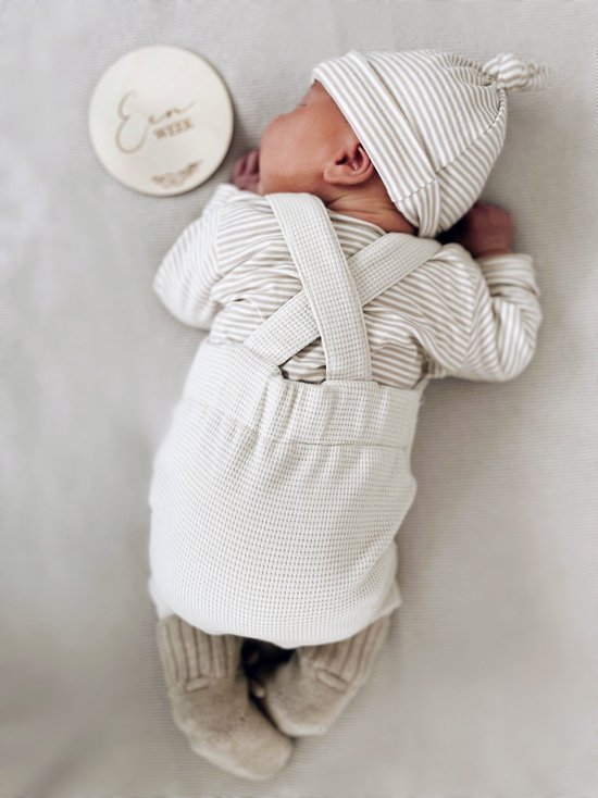 BONT - Mijlpaalcirkels Hout - Moi ik bin der GRONINGS - Lasergravure - Baby - Rond - Milestone kaarten - Babyshower of kraamcadeau - Newborn - Weken en maanden - Zwanger - Geboorte cirkels van BONT — afbeelding 3