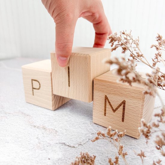 Blokken met naam - gepersonaliseerd cadeau - Fien en Feau - max. 6 letters — afbeelding 3