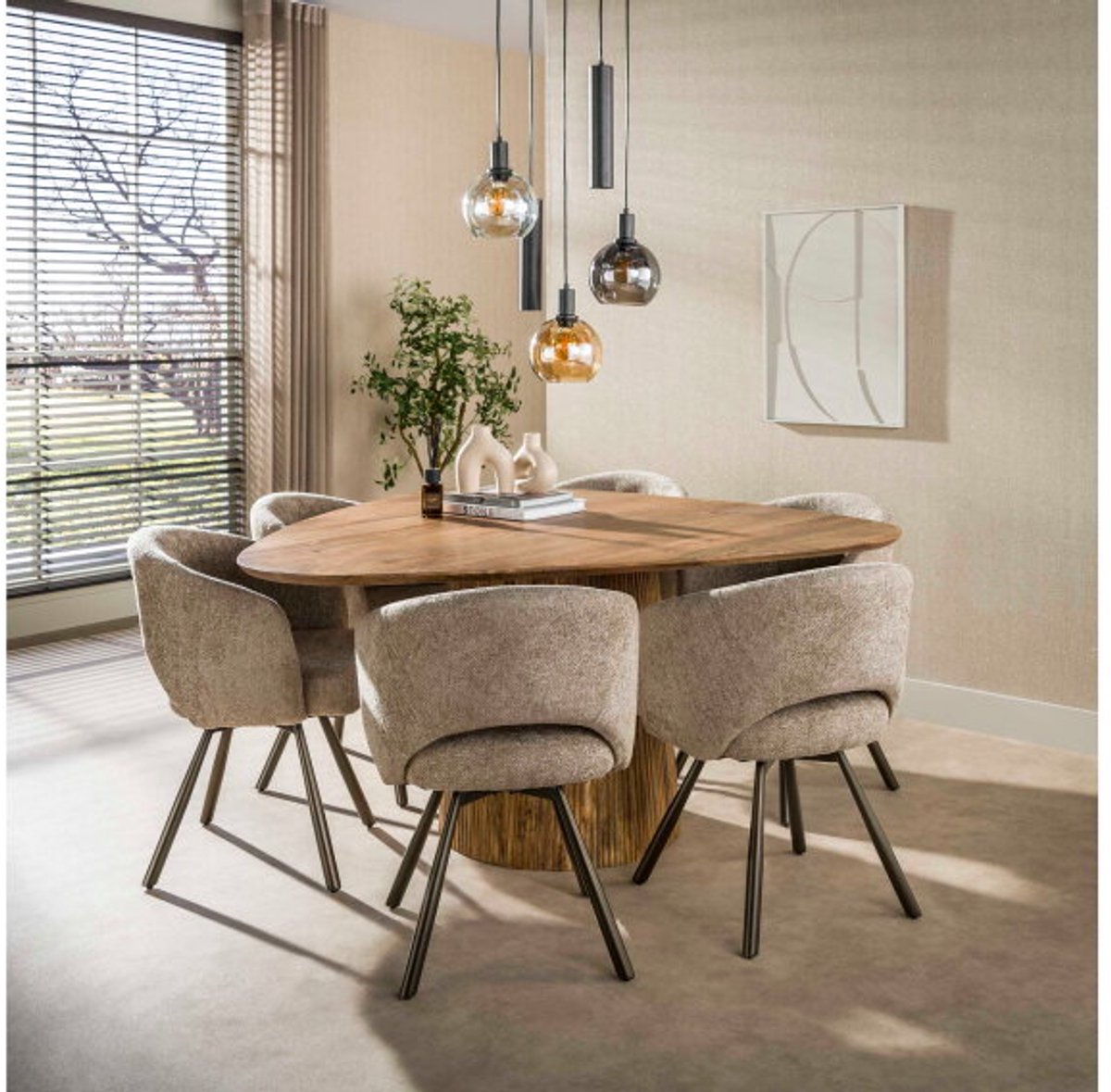 Eettafel Wave Centro Driehoek 150x150x77 cm - Massief mango zand