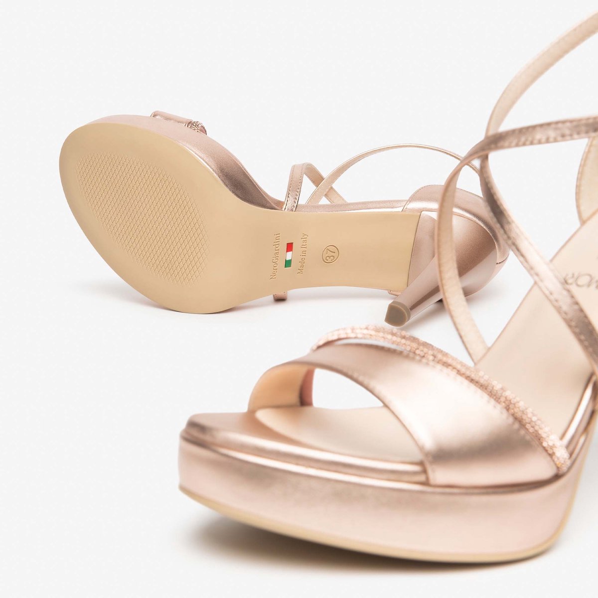 Sandalen Nerogiardini Nettuno Battis.Tpu Lauria 82 Poli.8175 Plato' Ric - Fashion Wear - Vrouwen
