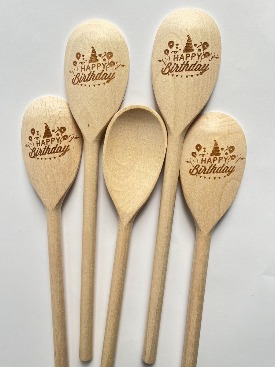 Houten kooklepel met gravure -Happy birthday