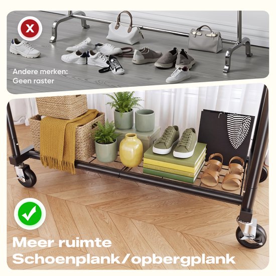 Onderste plank van een kledingrek met schoenen, manden en accessoires. Vergelijking met schoenen op de vloer.