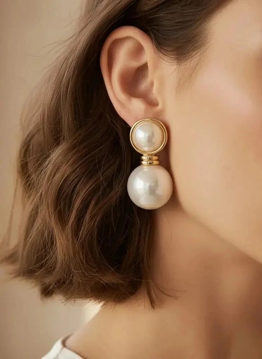 Dorvina Messing Wit Kleur Goud Detail Sallntili Parel Vintage Dames Oorbellen