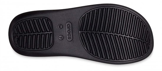Semelle de tongs noires Crocs avec profil ondulé et logo Croslite.