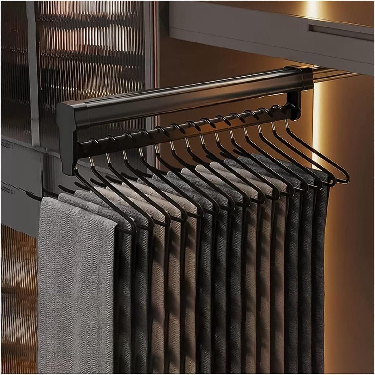 Uittrekbaar broekrek - Kast organizer - Garderobe ordenen - Ruimtebesparend ontwerp - 61 c