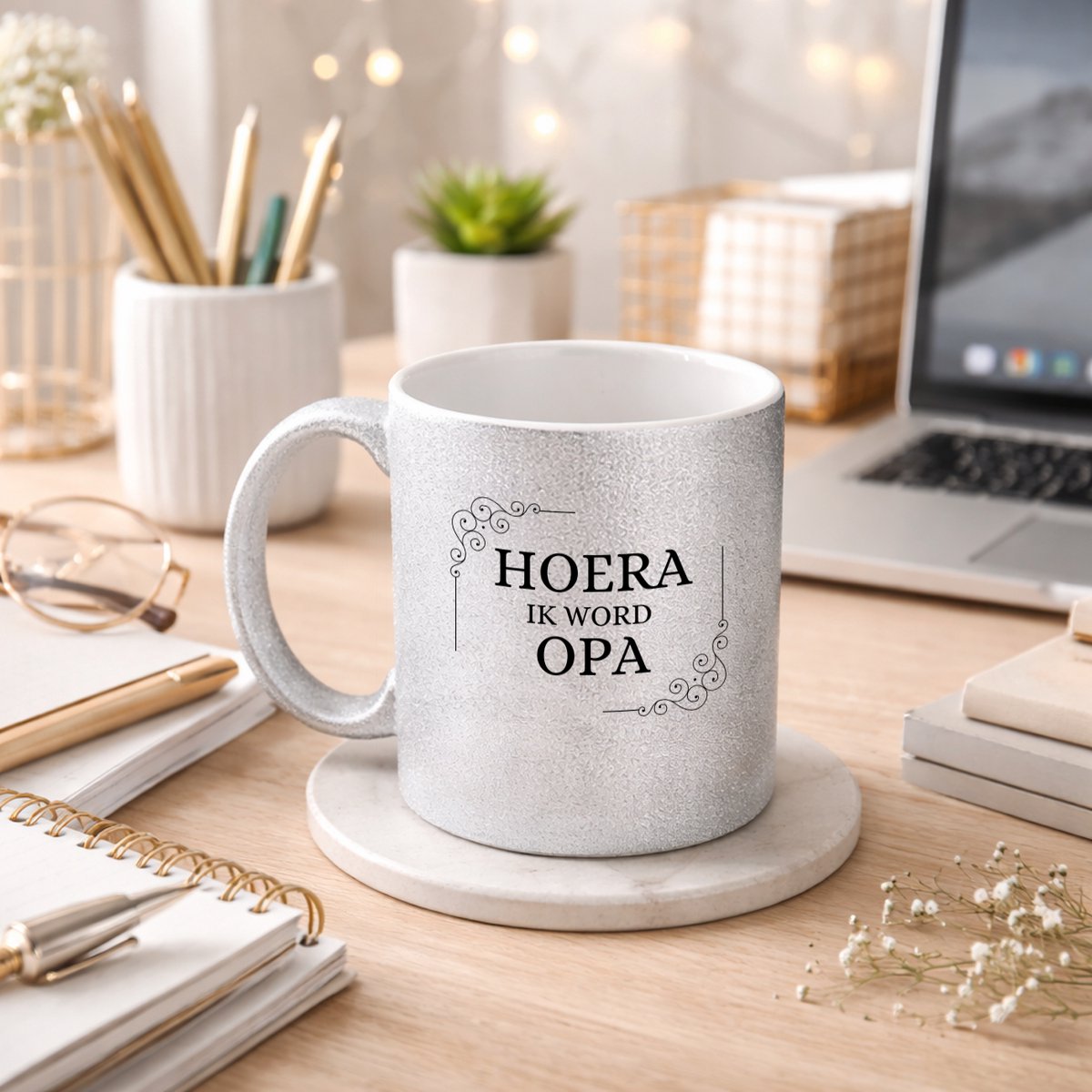 Hacebo® - hoera ik word opa koffiebeker glitter zilver - Opa - iemand die opa wordt - thee mok - koffie beker - opa cadeautjes - cadeau - kado - geschenk - koffiemok - 350 ML inhoud