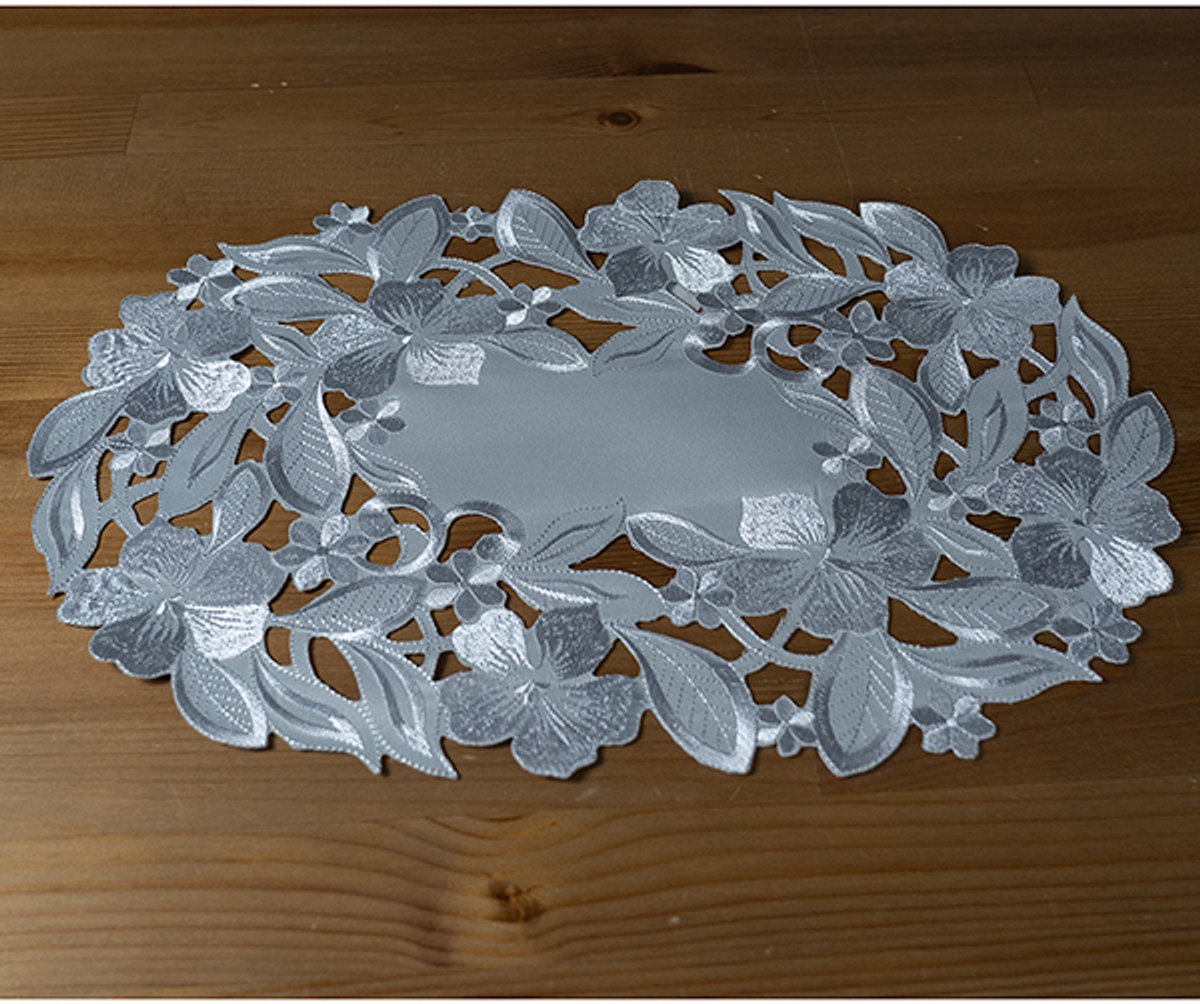 Tafelloper Grijs met Geborduurde Bloemen – 30 x 45 cm – Decoratief Tafellaken