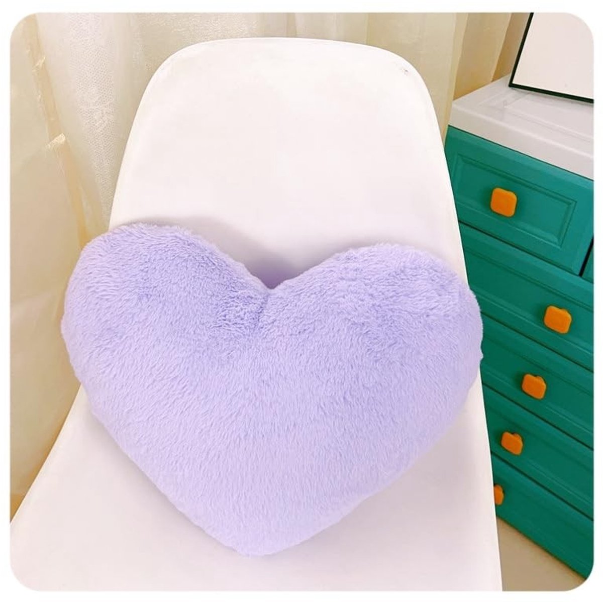 Dailygoods - Dailygoody - Hartkussen - Decoratief Kussen - Pluche Kussen in Hartvorm - Lila - Knuffelkussen - Voor Woonkamer en Slaapkamer - 46 x 36 cm