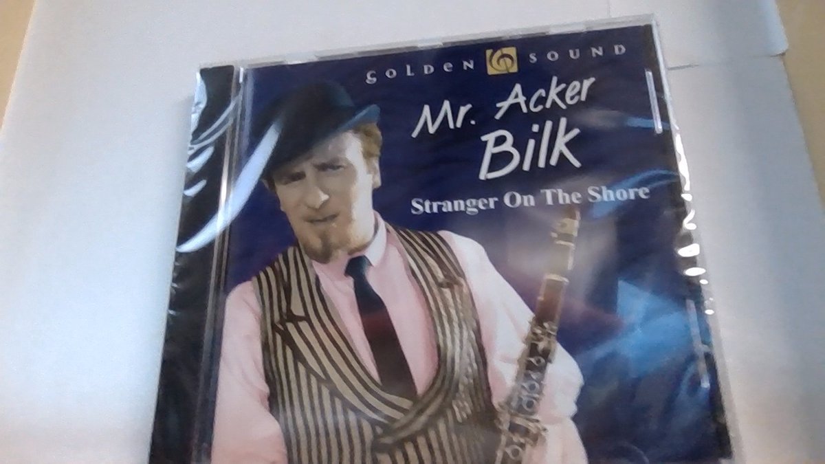 MR ACKER BILK STRANGER ON THE SHORE