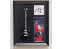 Angus Young ACDC Guitare miniature avec cadre décoration murale 20x15 cm-Miniature- Guitare- Mini -Guitare- Objets de collection-décoration-guitare-Cadeau--Cadeau-instrument-miniature-Cadeau-anniversaire