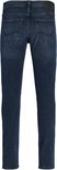 Achterkant van een man in een donkerblauwe jeans.