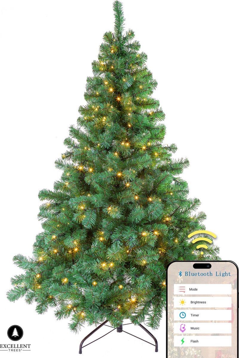 Bol.com Kerstboom Excellent Trees® LED Stavanger 240 cm met 650 LED Lampjes - ⌀140cm - 240cm aanbieding