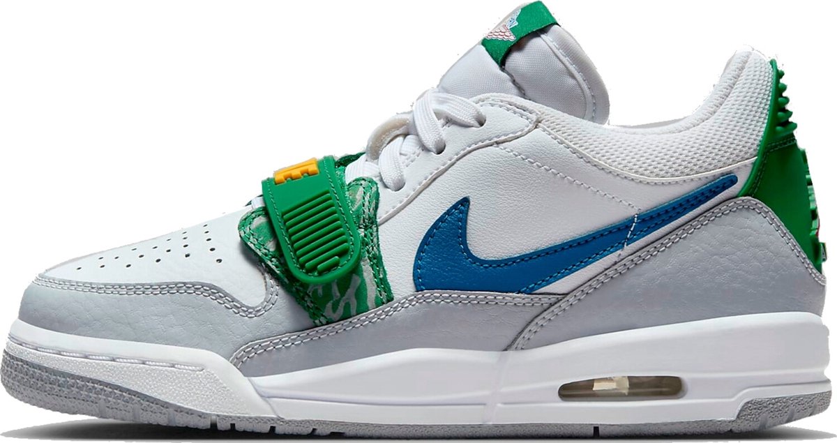 Air Jordan Legacy 312 Low GS Bekijk Foto’s