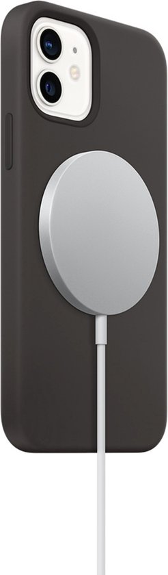 Coque d'iPhone noire avec chargeur MagSafe rond argenté et câble blanc.