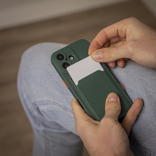 Coque arrière ShieldCase avec porte-cartes adaptée à la coque Apple iPhone 16 - coque de téléphone avec porte-cartes - espace pour 1 carte - matériau en silicone de haute qualité - coque arrière (vert foncé)
